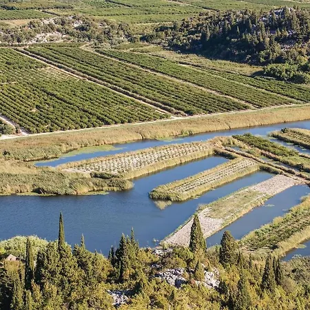 בית נופש 1 Bedroom In Rogotin